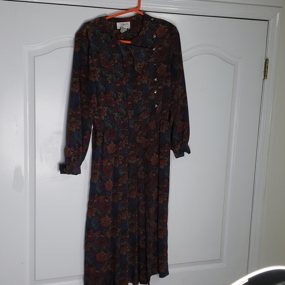 Long sleeve ,pleded dress ,vintage